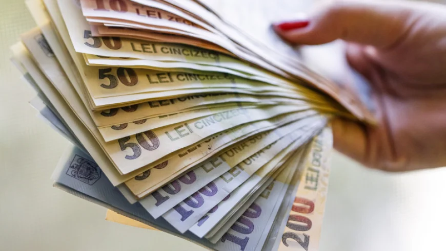 Noi dezvăluiri despre indemnizațiile scandaloase de la stat. Austeritate doar pentru oamenii de rând