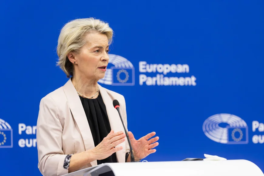 Von der Leyen a primit un sprijin important înaintea votului de azi pentru moțiunea din Parlamentul UE, dar a făcut două concesii importante