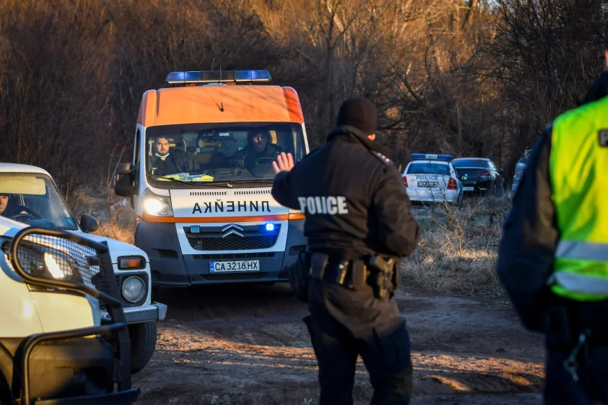 Un camion frigorific cu 16 imigranţi ilegali la bord a fost descoperit la Ruse