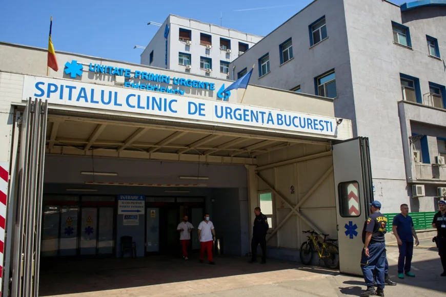 Medicul ortoped de la Floreasca prins în flagrant când lua mită, cercetat sub control judiciar. Cât costa un concediu medical fals