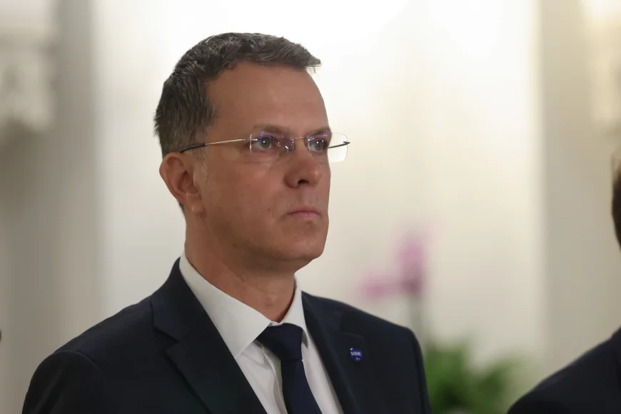 Ce spune Ionuț Moșteanu despre armata obligatorie în România. Ministrul Apărării dezvăluie că el nu a făcut serviciul militar