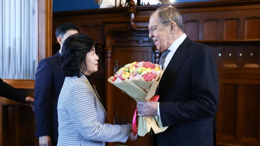 Serghei Lavrov a ajuns în Coreea de Nord. Discuții cu Choe Son-hui în contextul cooperării militare dintre Moscova și Phenian