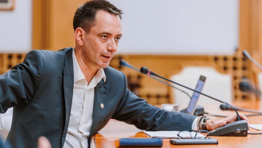 Csoma Botond: „Suntem într-un moment de cumpănă pentru România. Expresia 'lasă că merge şi aşa' nu îşi mai are locul”