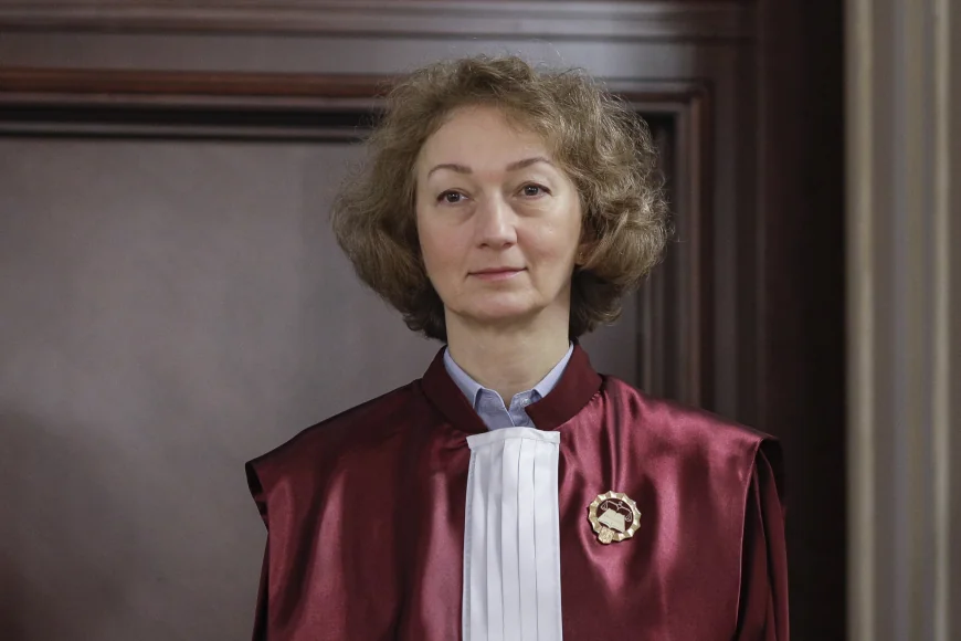Simina Tănăsescu este noul președinte al CCR. E prima femeie care ocupă această funcție de la înființarea Curții