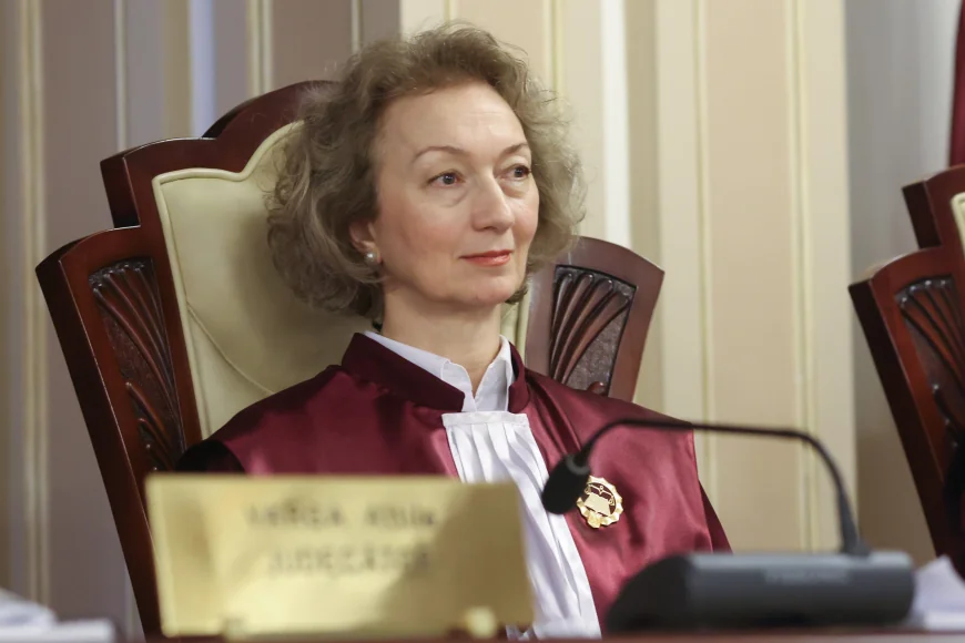Curtea Constituțională are un nou președinte: Simina Tănăsescu e prima femeie care va conduce instituția