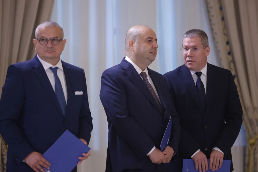 Trei noi judecători la Curtea Constituţională au depus azi jurământul în fața președintelui Nicușor Dan