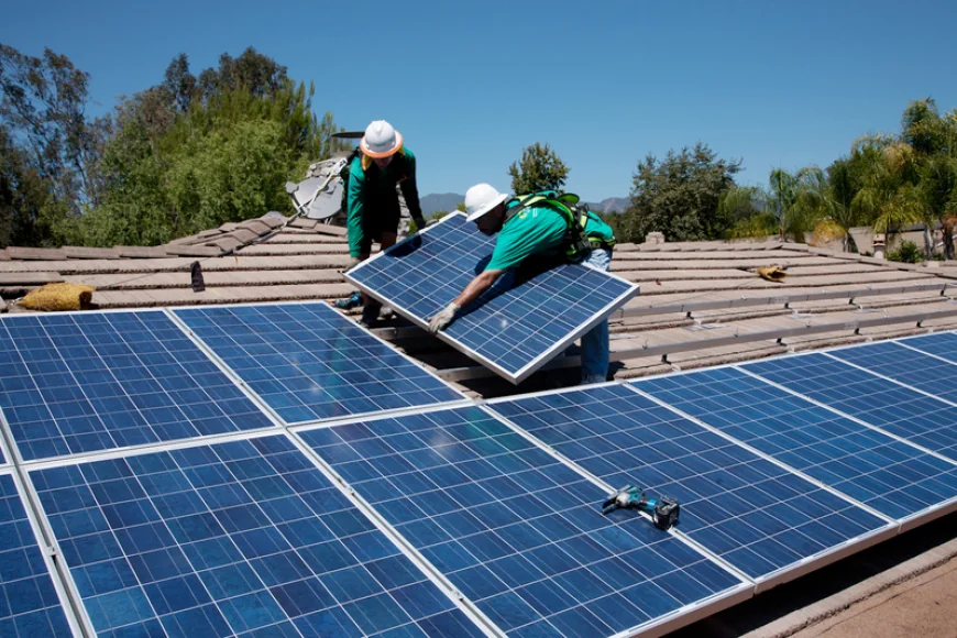 Asociația Prosumatorilor: Energia s-ar ieftini pentru toată lumea, dacă din factură ar fi eliminat un tarif