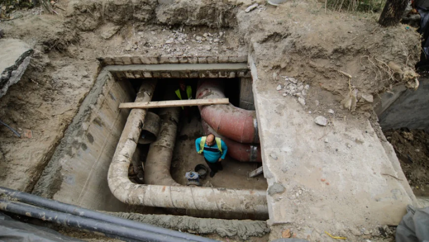 Sute de blocuri rămân fără apă caldă în București, anunță Termoenergetica. Capitala se află sub cod galben de caniculă