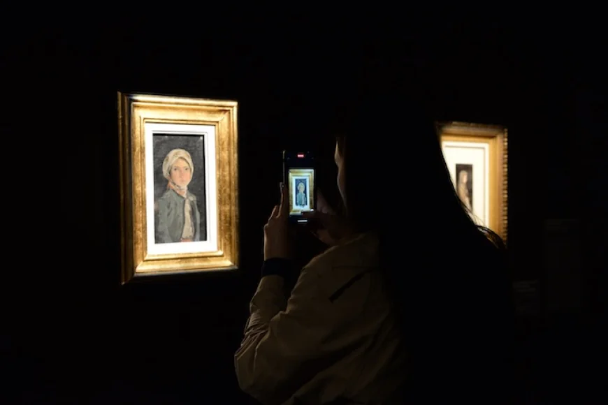 Art Safari lansează #SăptămânaFărăTelefoane – un manifest pentru deconectarea de la ecrane și reconectarea cu arta în timpul vizitelor în expoziții