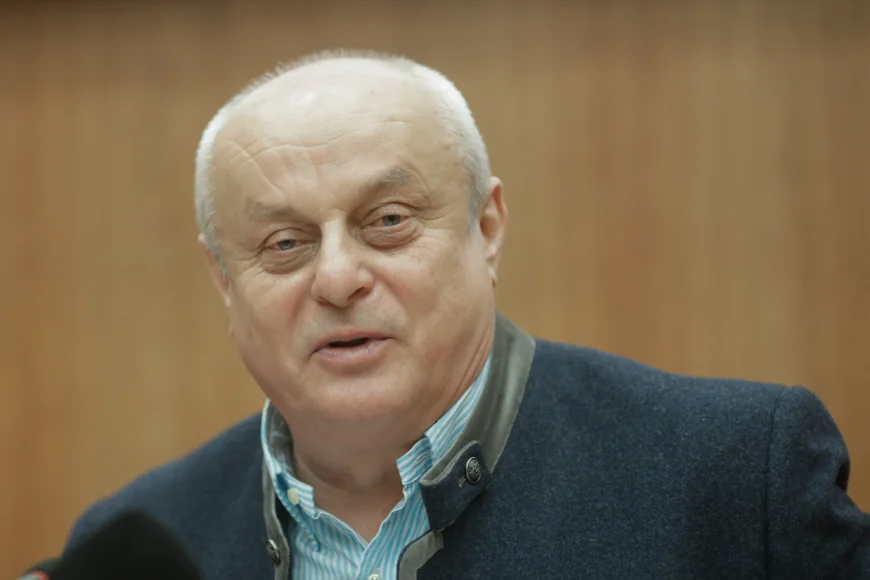 Directorul Romsilva care a primit bonus de pensionare 100.000 de euro a dat în judecată Regia. Teodor Țigan cere despăgubiri cu dobândă