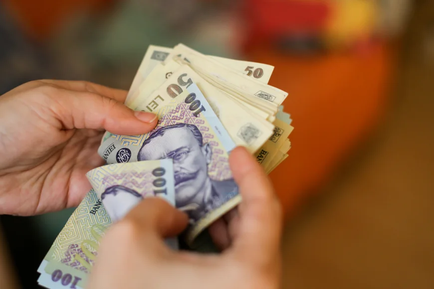 Cine va beneficia de asigurare de sănătate fără plata contribuției, de la 1 septembrie. Categorii de persoane scutite de CASS