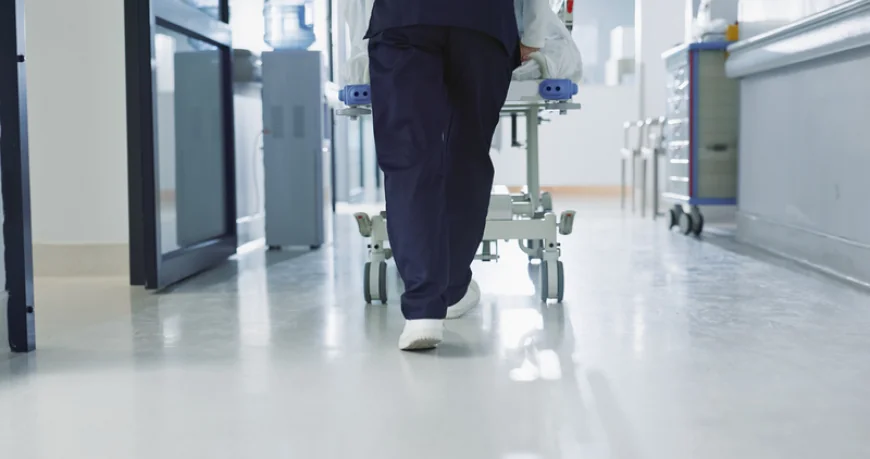 Medicii care pleacă „la ora 11 – 12” de la spitalul public pentru a lucra la privat pot fi concediați / Ministrul Sănătății, avertisment pentru doctori