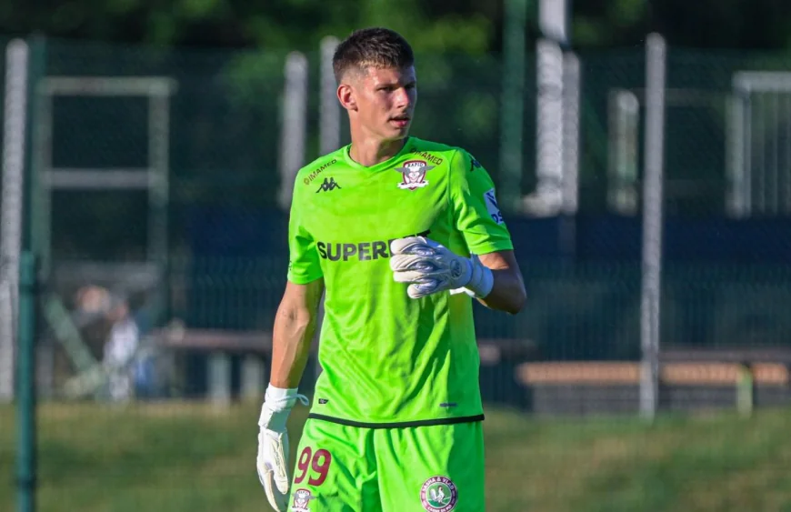 SuperLiga: Rapid, CFR Cluj și Hermannstadt împrumută fotbaliști în Liga 2: „Îmi doresc să mă întorc mai puternic”