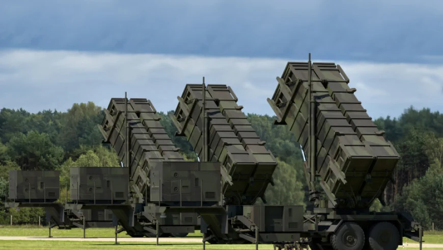 Oficial NATO: Sistemele Patriot vor fi transferate Kievului „cât mai rapid posibil”. Unele rachete sunt în drum spre Ucraina