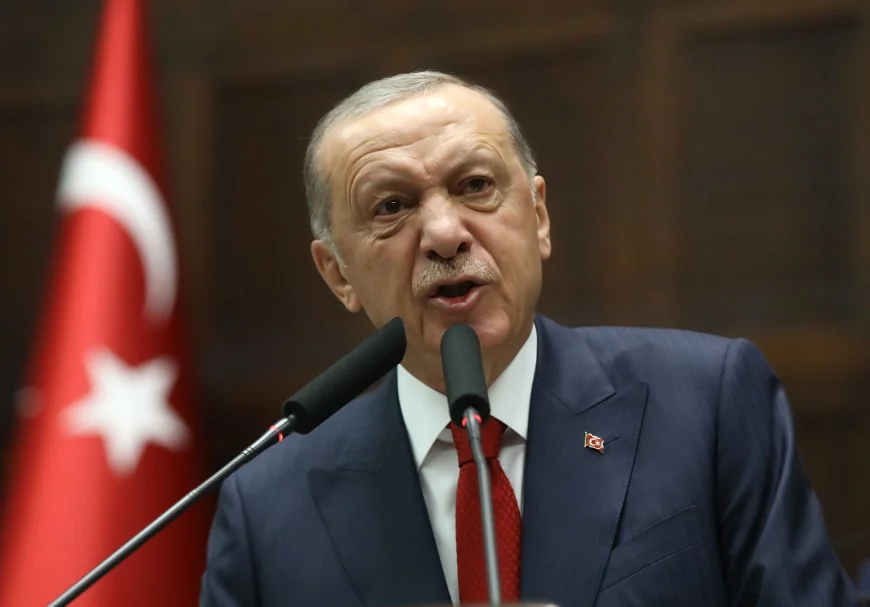 Un jurnalist turc riscă cel puțin 5 ani de închisoare pentru comentarii făcute la adresa lui Erdogan