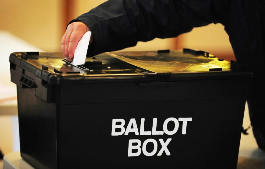 Tinerii de 16 ani vor putea vota la următoarele alegeri din Marea Britanie