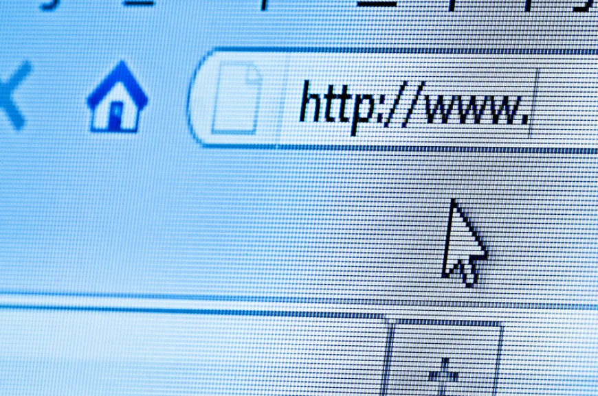 Cu cât vor fi amendați rușii care caută conținut „extremist” pe internet – proiect de lege