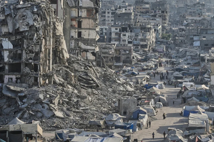 Israelul rade din temelii mii de clădiri civile din Gaza, inclusiv școli. IDF susține că ascund „infrastructura teroristă a Hamas”