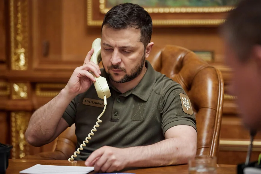 Zelenski a vorbit o oră la telefon cu Macron. Tema: livrări de rachete, drone şi pregătirea piloţilor ucraineni pe avioane Mirage