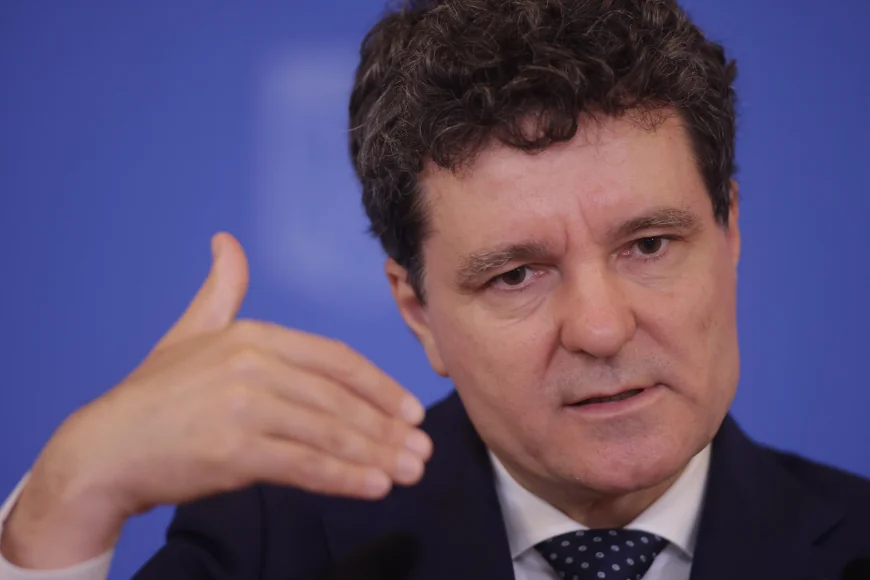 Nicușor Dan va retrimite în Parlament legea privind combaterea discriminării și antisemitismului, după motivarea CCR