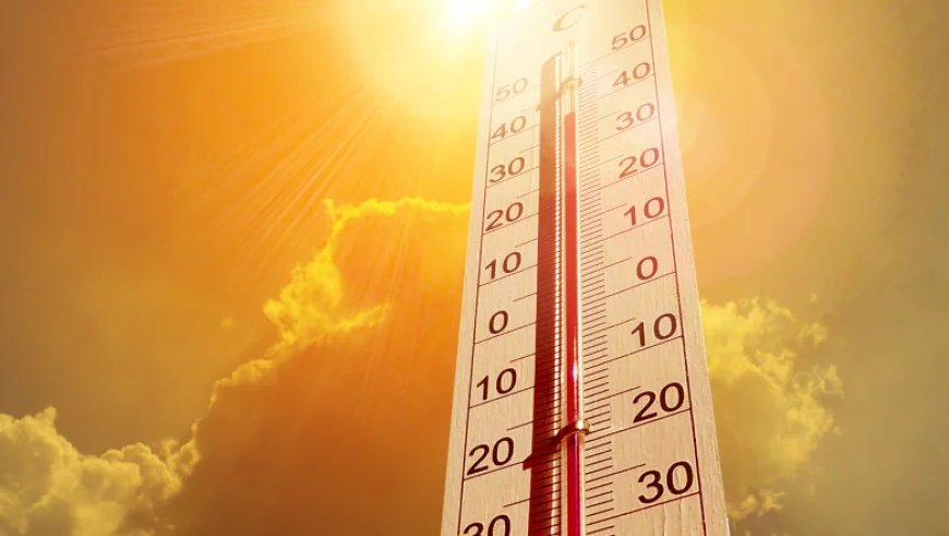 O masă de aer dinspre Africa aduce temperaturi de foc în Europa: 44 de grade în Grecia, canicula revine și în România. Ce ne așteaptă
