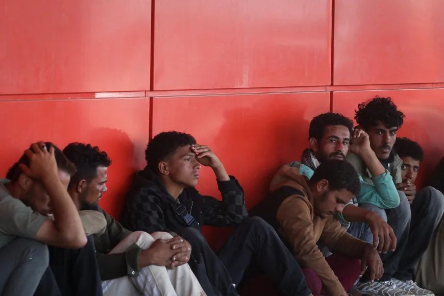Grecia trece la măsuri dure contra „invaziei” migranților africani: „Nu suntem un hotel”