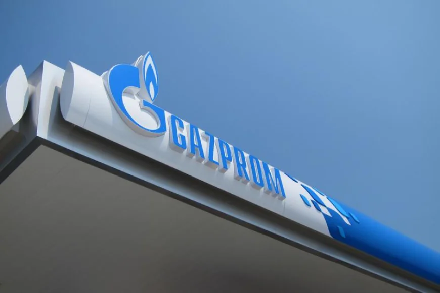 Atac cibernetic de amploare la Gazprom. Hackerii ucraineni au distrus baze de date ale gigantului energetic rus