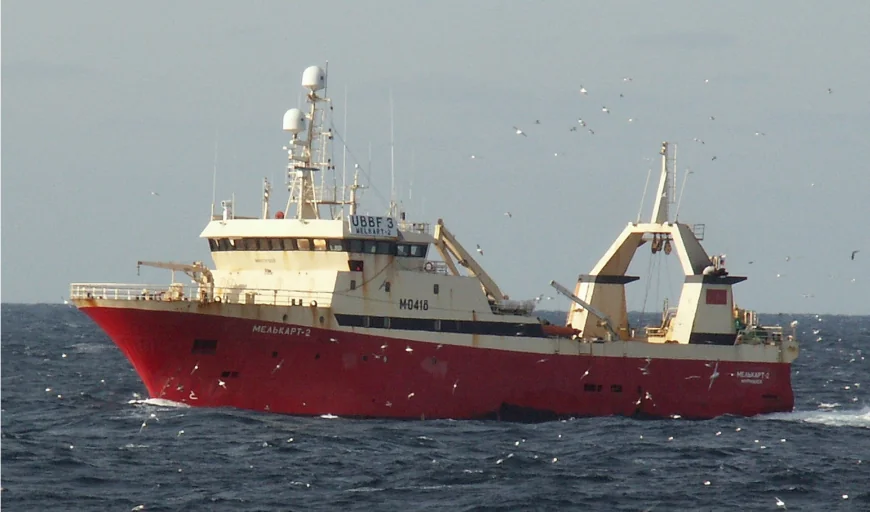 Anomalia care face ca traulerele Rusiei să fie în continuare o amenințare pentru cablurile din Atlantic. Rolul jucat de Insulele Feroe